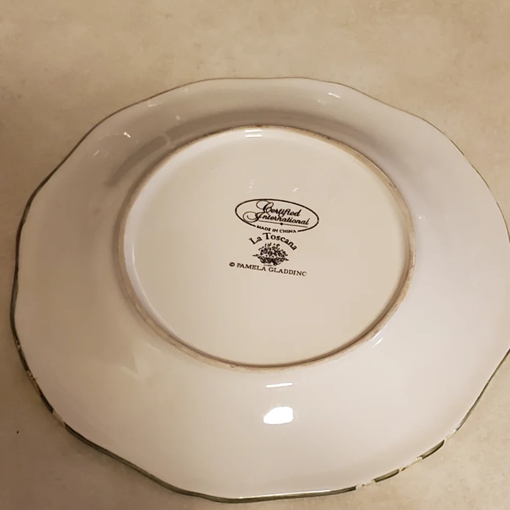 Certified International La Toscana dessert/salad plate pears and currants